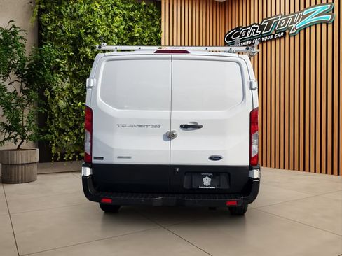 Used 2019 Ford Transit 250 130 Low Roof RWD image 24