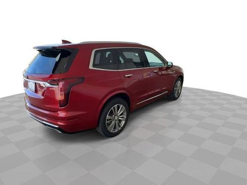 Certified 2025 Cadillac XT6 Premium Luxury AWD/4WD image 8