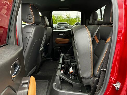 Used 2026 GMC Canyon AT4 AWD/4WD image 39