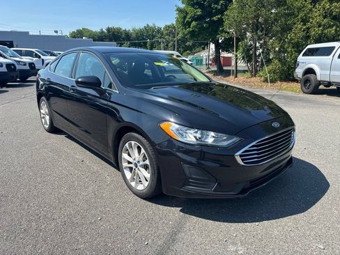Used 2020 Ford Fusion SE FWD image 7