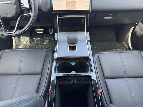 New 2026 Land Rover Range Rover Velar Dynamic SE image 14