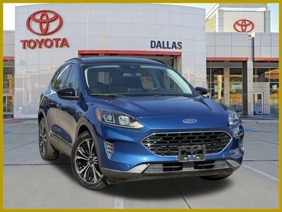 Used 2022 Ford Escape SE w/ SE Sport Appearance Package
