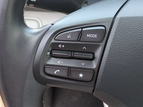 Used 2025 Hyundai Venue SEL FWD image 20