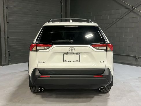 Used 2025 Toyota RAV4 XLE Premium w/ Weather Package AWD/4WD image 5