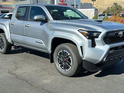 New 2025 Toyota Tacoma TRD Sport image 1