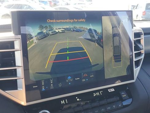 New 2025 Toyota Tundra Platinum image 24