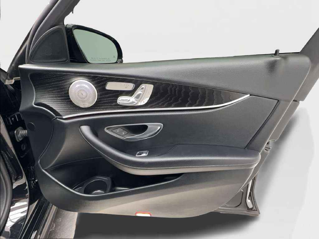 Used 2022 Mercedes-Benz E 350 Sedan image 35