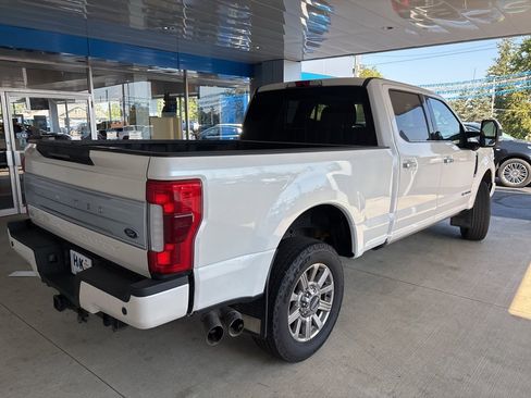 Used 2019 Ford F250 Limited image 5