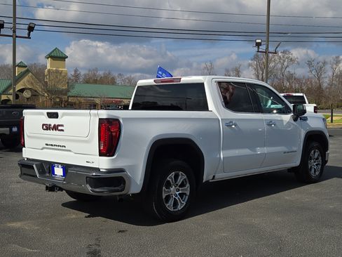 Used 2025 GMC Sierra 1500 SLT image 7