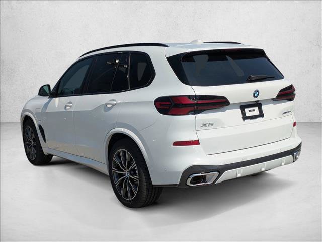 Used 2026 BMW X5 xDrive50e w/ M Sport Package AWD/4WD image 9