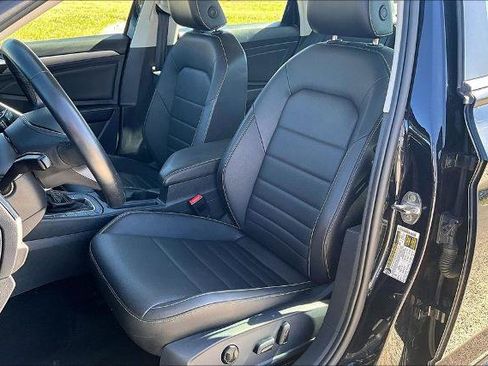 Used 2024 Volkswagen Jetta SE FWD image 23