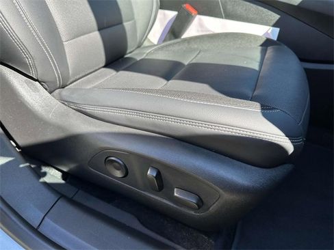 Used 2024 Chevrolet Blazer EV LT image 26