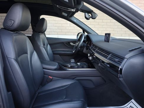 Used 2018 Audi Q7 3.0T Prestige AWD/4WD image 33