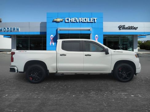 Used 2024 Chevrolet Silverado 1500 RST w/ Redline Edition AWD/4WD image 6