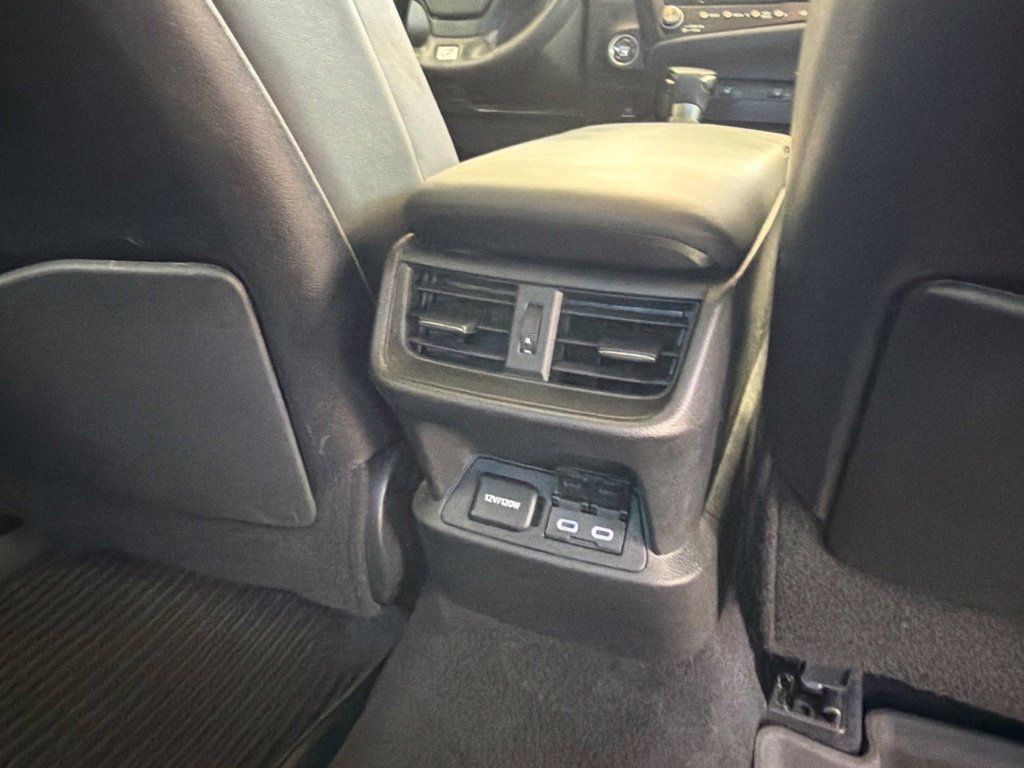 Used 2024 Lexus ES 350 F Sport w/ Accessory Package (Z2) FWD image 32
