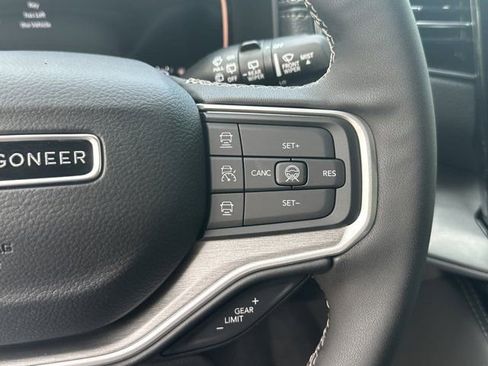 New 2026 Jeep Grand Wagoneer 4WD image 25