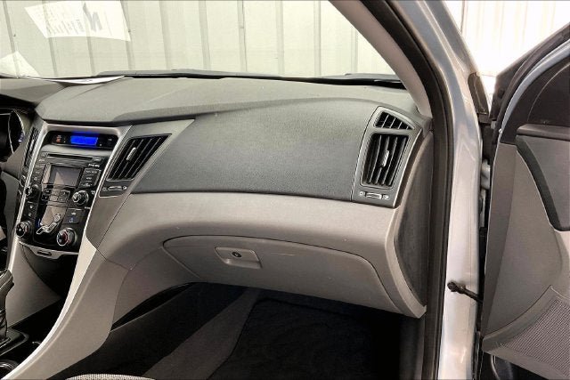 Used 2013 Hyundai Sonata GLS w/ Popular Equipment Pkg FWD image 17