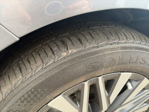 Used 2024 Nissan Altima 2.5 SV image 27