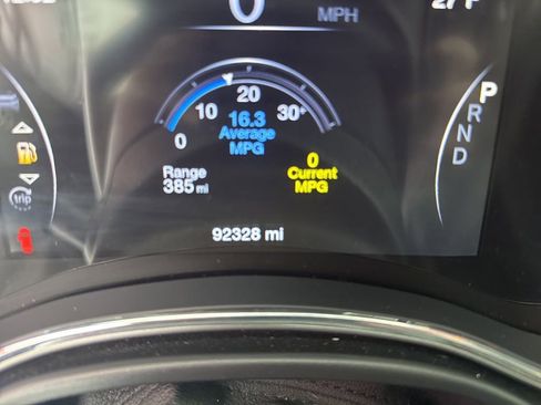 Used 2018 Jeep Grand Cherokee Altitude image 37