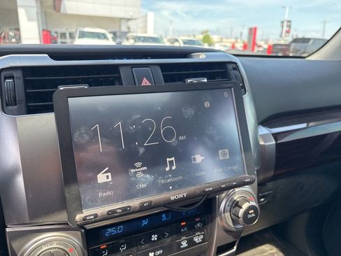 Used 2019 Toyota 4Runner Limited AWD/4WD image 3