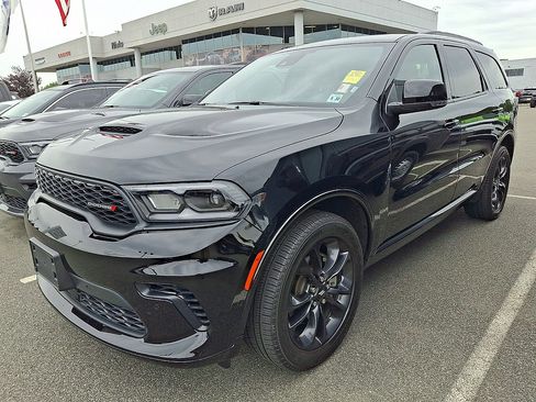 Used 2025 Dodge Durango GT AWD/4WD image 2