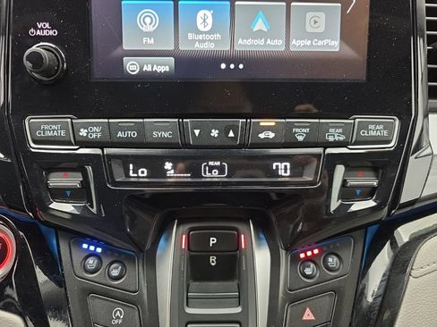 Used 2023 Honda Odyssey Elite image 32