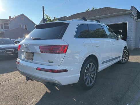 Used 2018 Audi Q7 3.0T Prestige AWD/4WD image 5