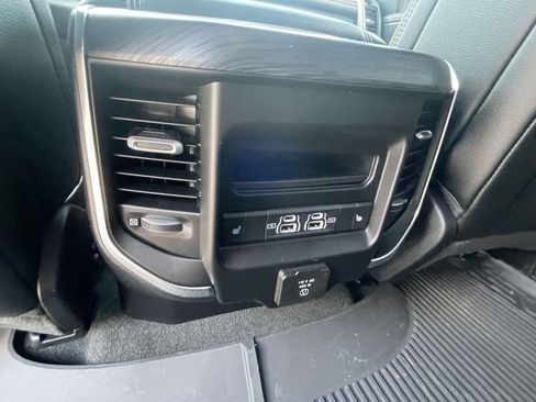 Used 2024 RAM 1500 Laramie AWD/4WD image 13