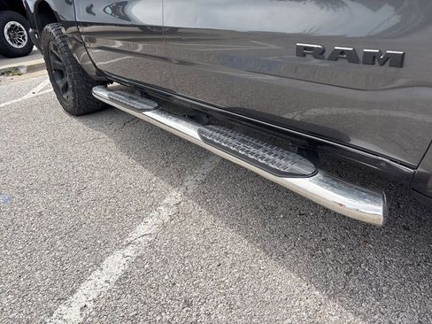 Used 2019 RAM 1500 Big Horn RWD image 3