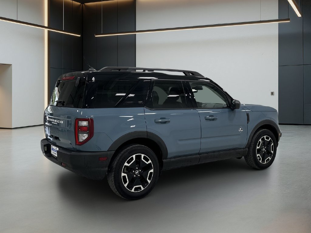 Used 2022 Ford Bronco Sport Outer Banks w/ Tech Package AWD/4WD image 6