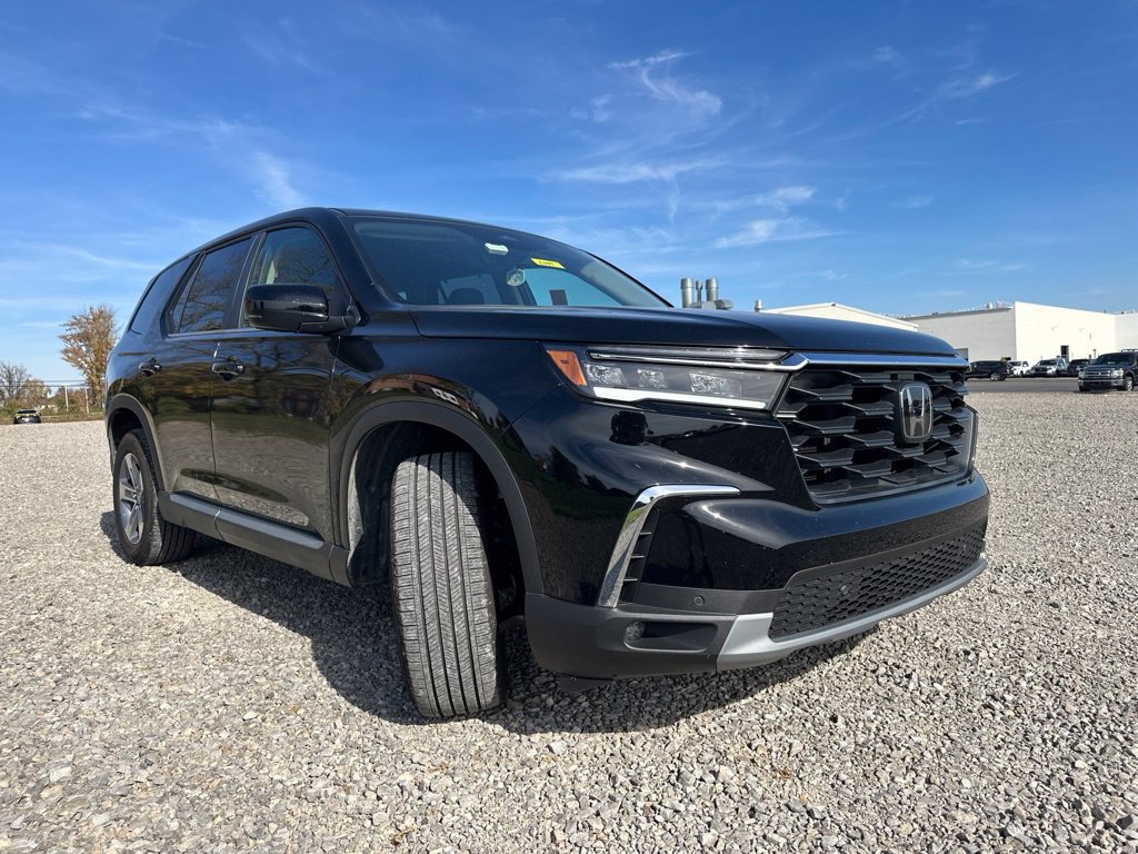 Used 2025 Honda Pilot EX-L image 13