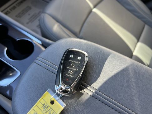 Used 2020 Chevrolet Malibu LT image 28