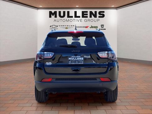 New 2026 Jeep Compass Latitude image 6