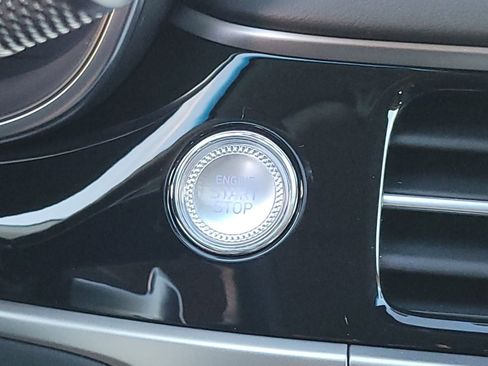 New 2026 Genesis G70 2.5T image 26