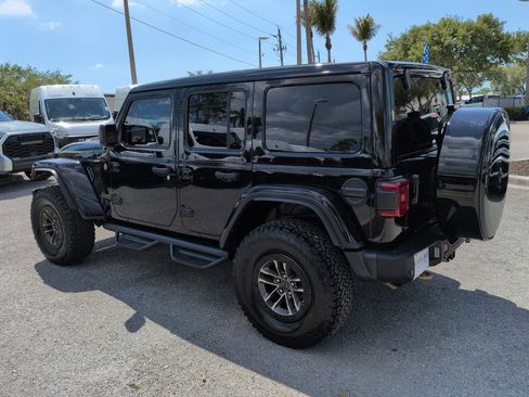 Used 2024 Jeep Wrangler Unlimited Rubicon 392 image 7