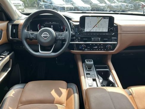 Used 2025 Nissan Pathfinder Platinum w/ Cargo Package FWD image 17