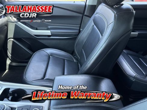 Used 2021 Ford Explorer XLT w/ Equipment Group 202A AWD/4WD image 20