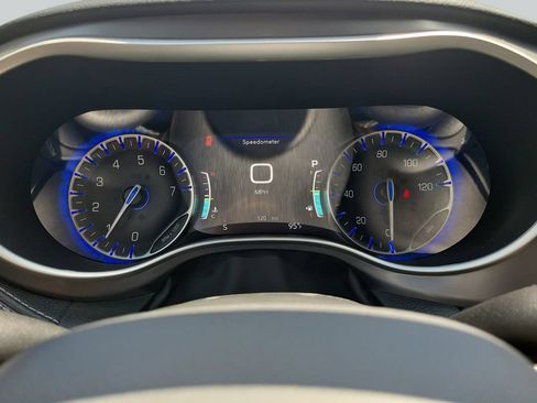 New 2026 Chrysler Pacifica Select FWD image 12