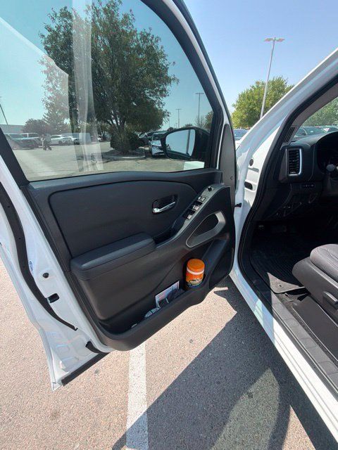 Certified 2024 Nissan Frontier SV AWD/4WD image 7