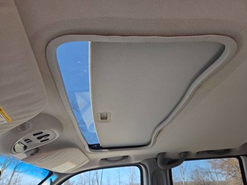 Used 2004 Ford F250 Lariat image 13