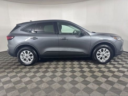 Used 2025 Ford Escape Active w/ Tech Pack #1 image 2
