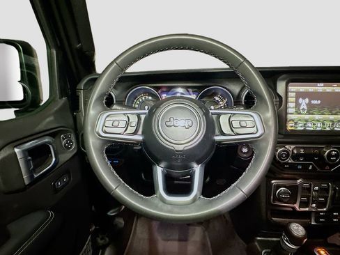 Used 2023 Jeep Wrangler Unlimited Sahara w/ Dual Top Group AWD/4WD image 10