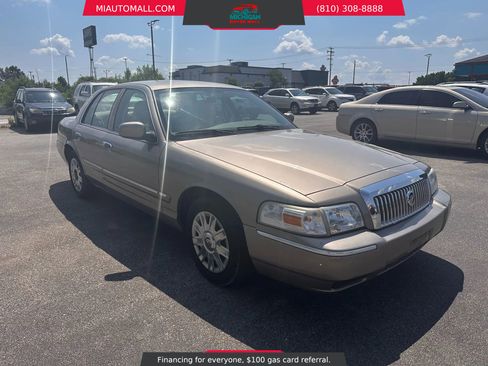Used 2006 Mercury Grand Marquis GS image 3
