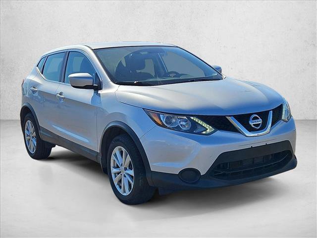 Used 2017 Nissan Rogue Sport S w/ S Appearance Package AWD/4WD image 3