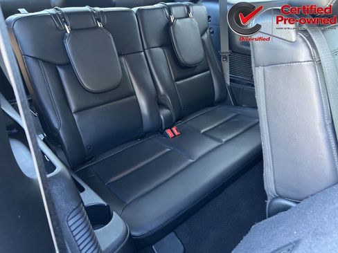 Used 2020 Ford Explorer XLT w/ Equipment Group 202A RWD image 27