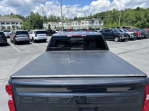 Used 2019 Chevrolet Silverado 1500 LT w/ All-Star Edition AWD/4WD image 9