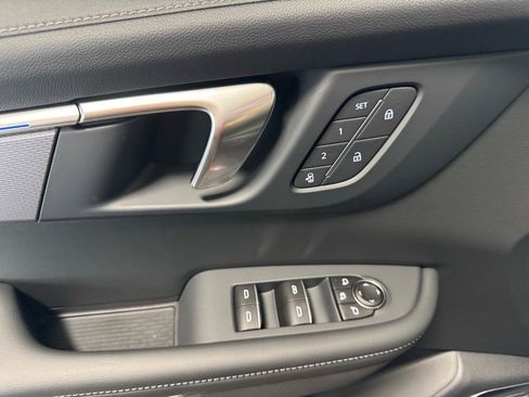 New 2026 Buick Enclave Sport Touring w/ Power Package image 17