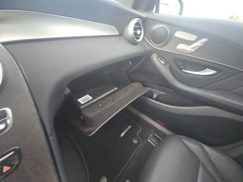 Used 2022 Mercedes-Benz GLC 300 4MATIC image 23