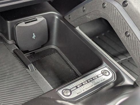 New 2025 Ford Bronco Big Bend w/ Black Diamond Package image 23