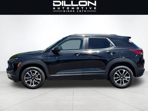 Used 2025 Chevrolet TrailBlazer LT AWD/4WD image 7